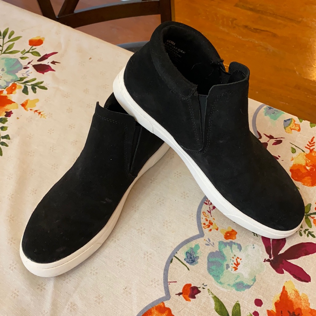 Fabletics Platform Black Sneaker
